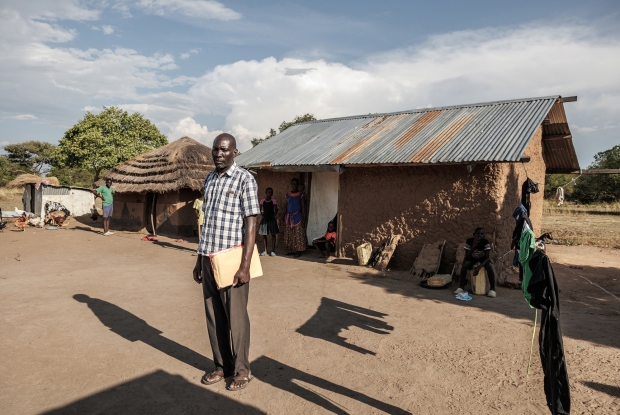 26/08/2023, Buliisa, western Uganda. Mugisha, a 50-year-old father of seven, refused to leave his home without adequate compensation. A local court charged him with impeding a government program and other citizens who opposed the oil project. More than 96 cases of people being detained or arrested for opposing the controversial East Africa Crude Oil Pipeline (EACOP) were reported by then. &copy; Jjumba Martin for Global Witness 2023