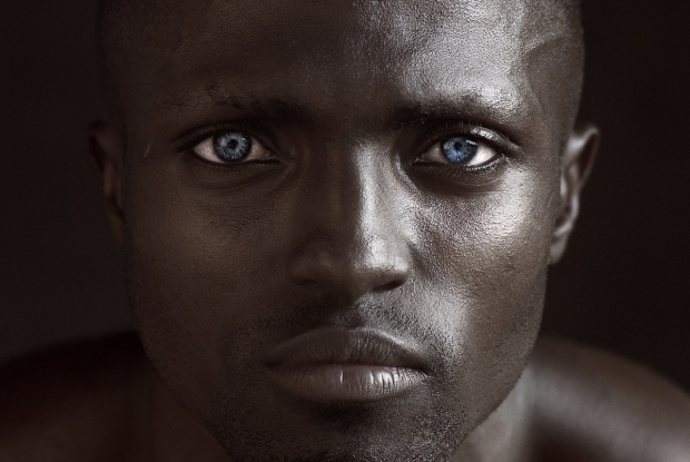 A portrait session with Adrian. He was the second black person I met with blue eyes. (2022)