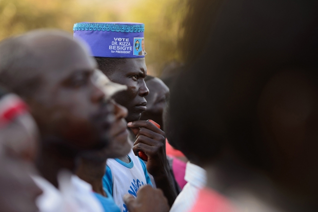 07_Kizza-Besigye-FDC-2016-campaigns