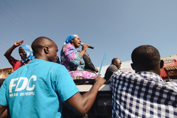 21_Kizza-Besigye-FDC-2016-campaigns